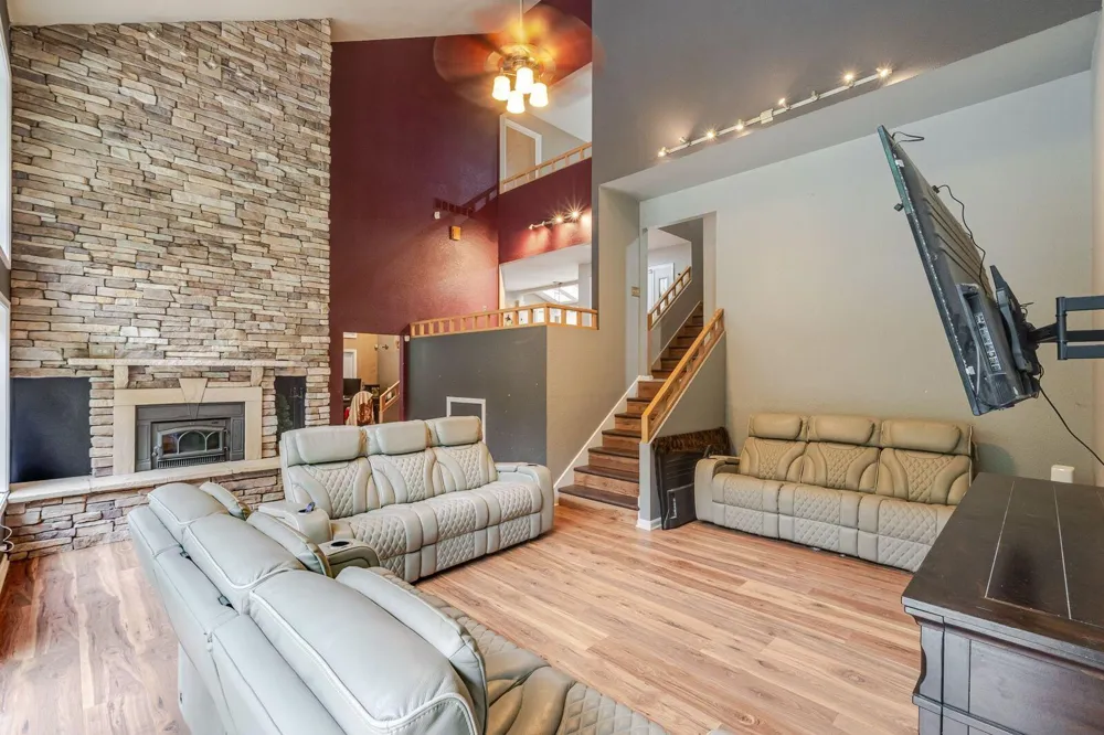 5159 Barclay La Porte, IN 46350