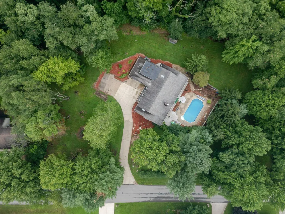 5159 Barclay La Porte, IN 46350