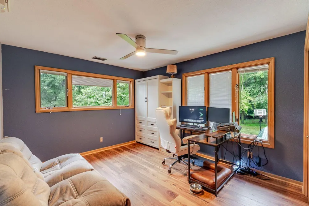 5159 Barclay La Porte, IN 46350