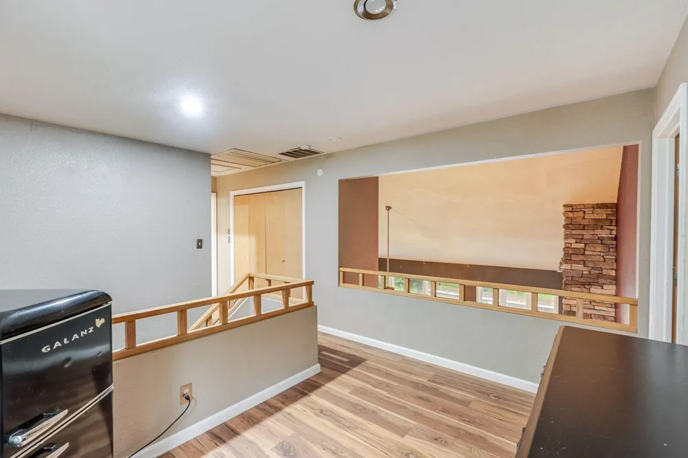 5159 Barclay La Porte, IN 46350