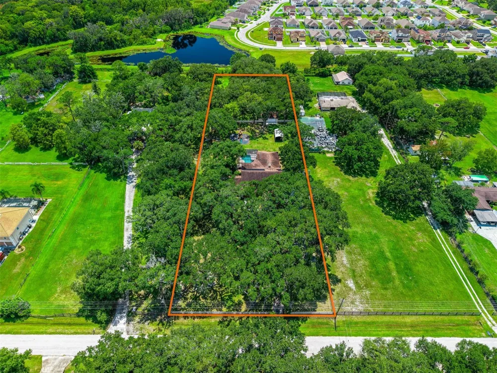 1650 GRANADA BOULEVARD Kissimmee, FL 34746