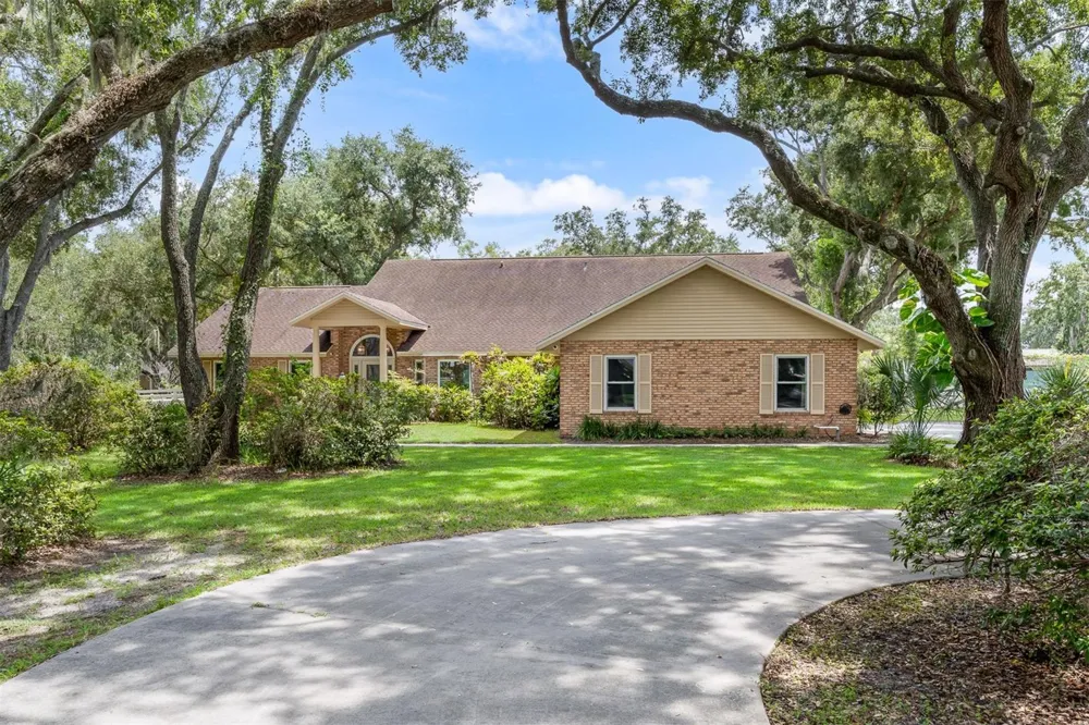 1650 GRANADA BOULEVARD Kissimmee, FL 34746