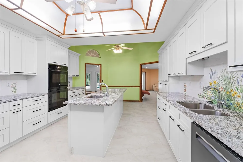 1650 GRANADA BOULEVARD Kissimmee, FL 34746