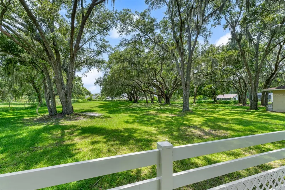 1650 GRANADA BOULEVARD Kissimmee, FL 34746