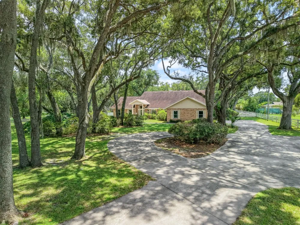 1650 GRANADA BOULEVARD Kissimmee, FL 34746