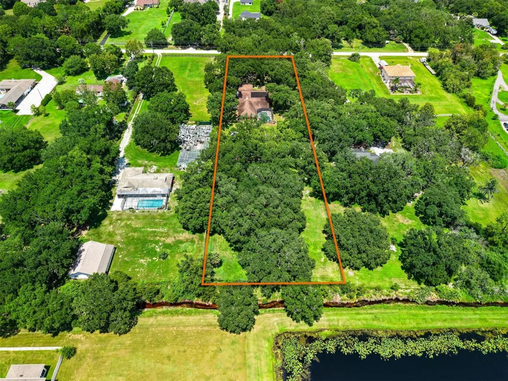 1650 GRANADA BOULEVARD Kissimmee, FL 34746