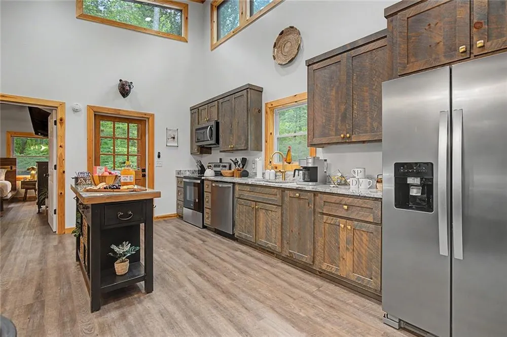 67 Citrine Court Ellijay, GA 30540