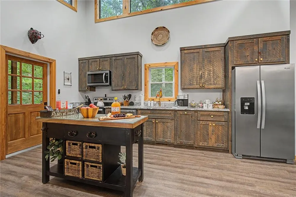 67 Citrine Court Ellijay, GA 30540