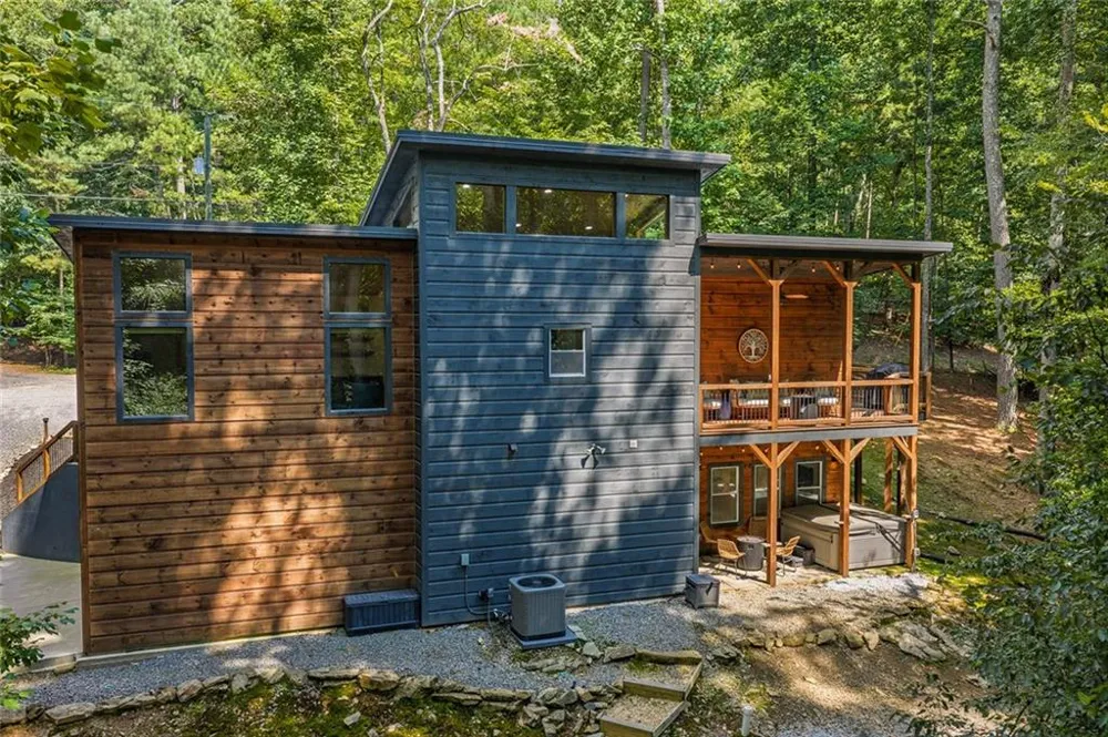 67 Citrine Court Ellijay, GA 30540