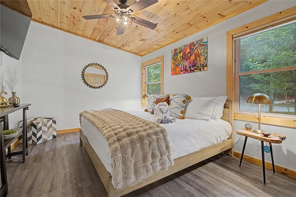 67 Citrine Court Ellijay, GA 30540