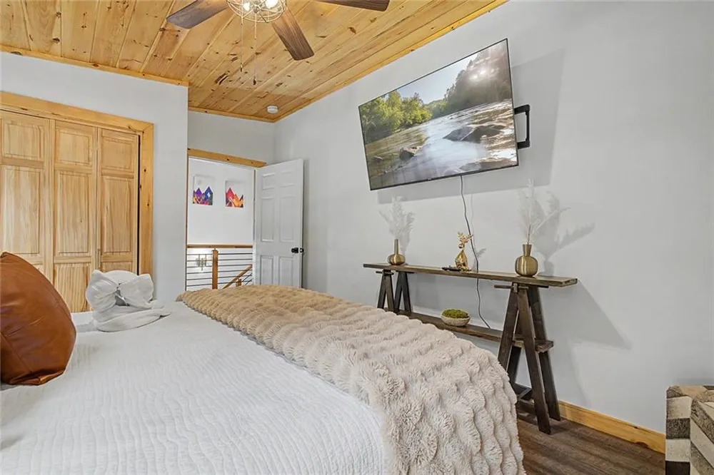 67 Citrine Court Ellijay, GA 30540