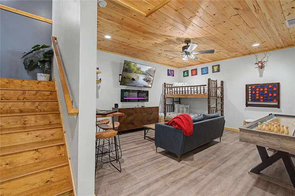 67 Citrine Court Ellijay, GA 30540