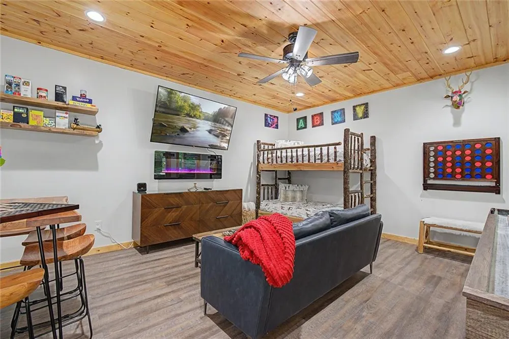67 Citrine Court Ellijay, GA 30540