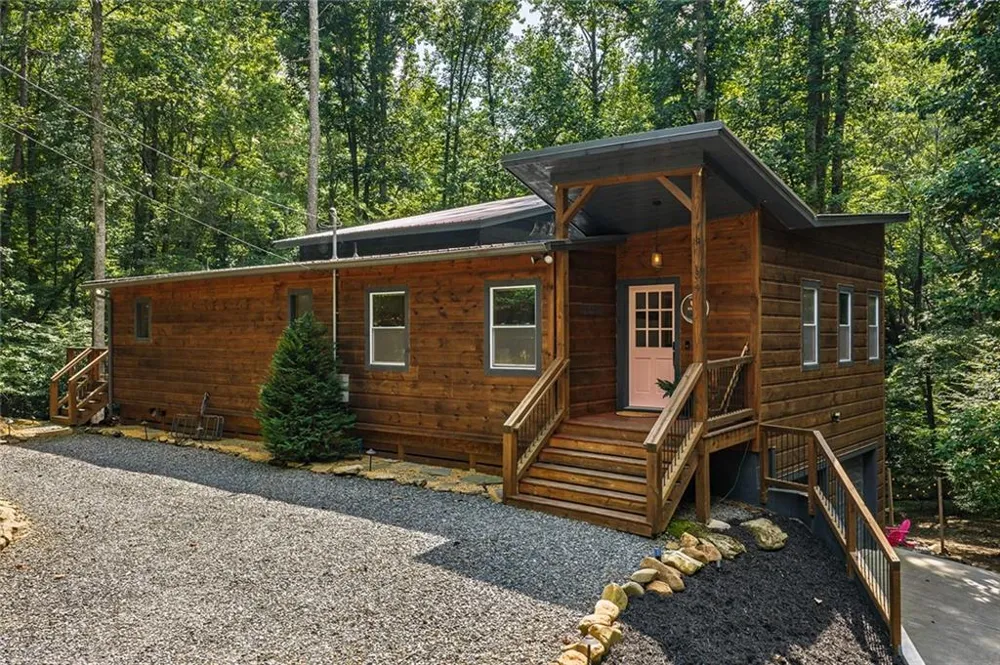 67 Citrine Court Ellijay, GA 30540