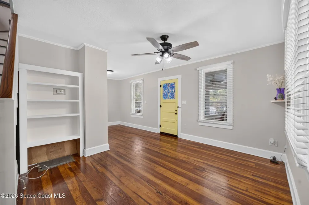 834 Alexander Street Mount Dora, FL 32757