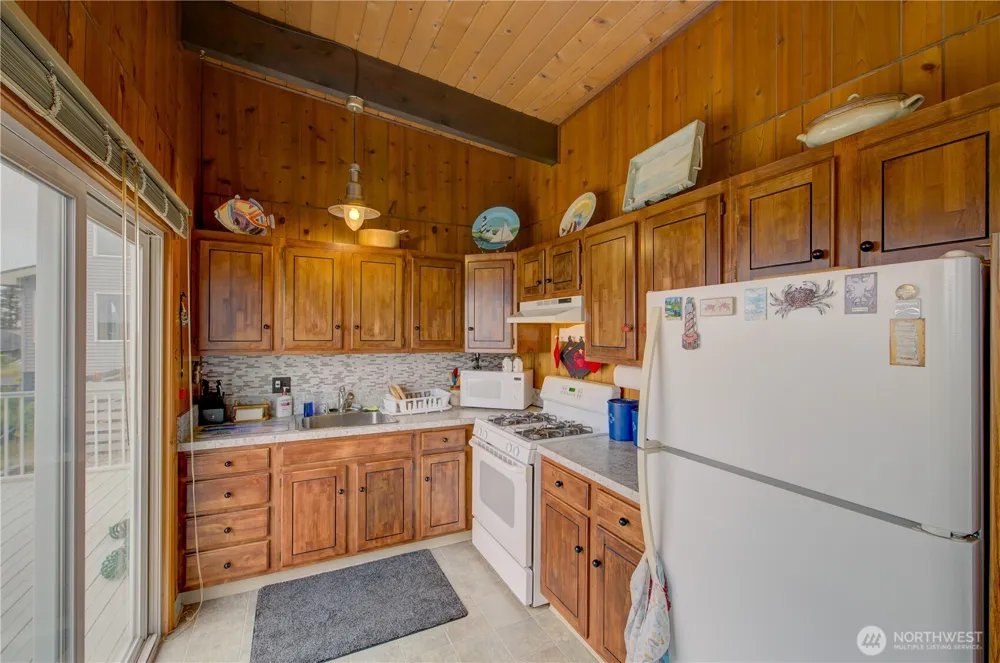 35200 J PLACE Ocean Park, WA 98640
