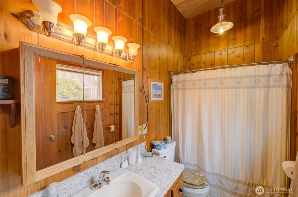 35200 J PLACE Ocean Park, WA 98640
