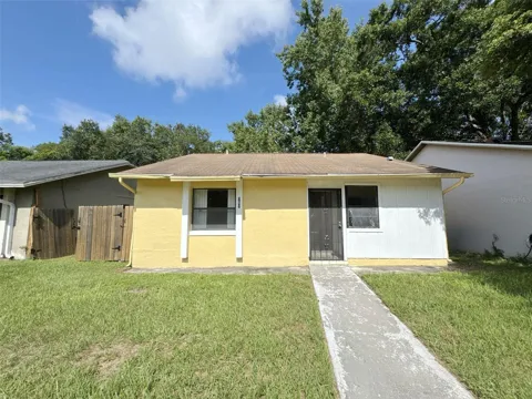 762 KINGS COVE COURT