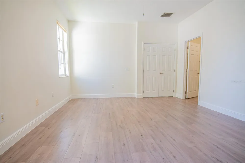 9516 PICCADILLY SKY WAY Orlando, FL 32827