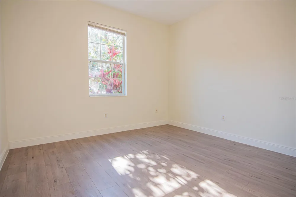 9516 PICCADILLY SKY WAY Orlando, FL 32827