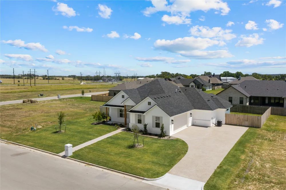 119 Paddle Boat Court Robinson, TX 76706