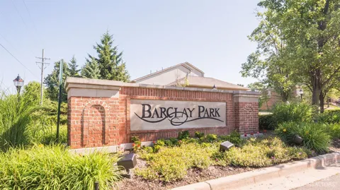 2812 Barclay Way