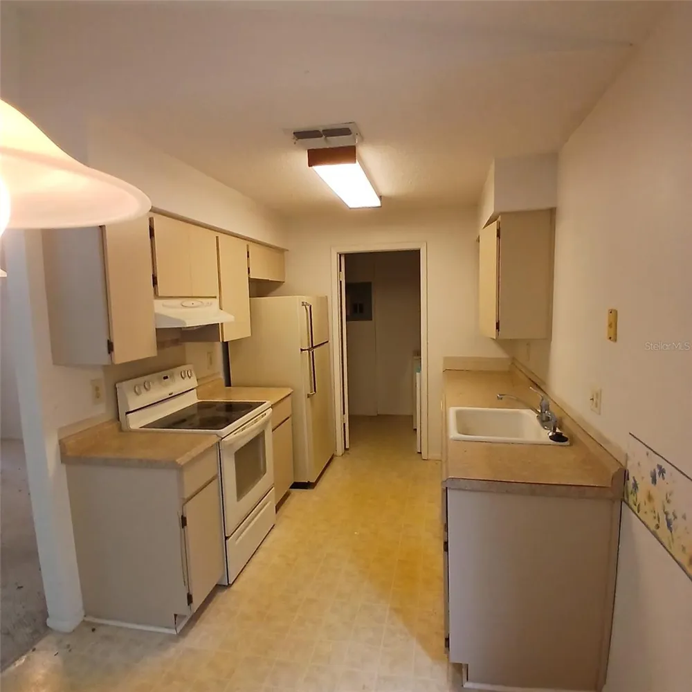 9362 NAKOMA WAY Weeki Wachee, FL 34613