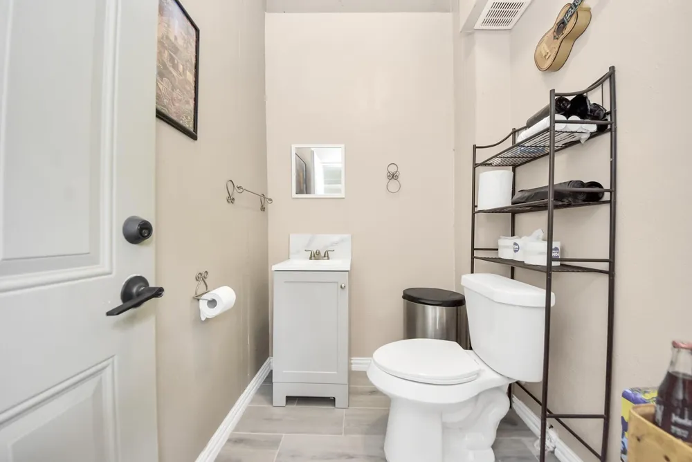 6543 Crestford Lane Pasadena, TX 77505