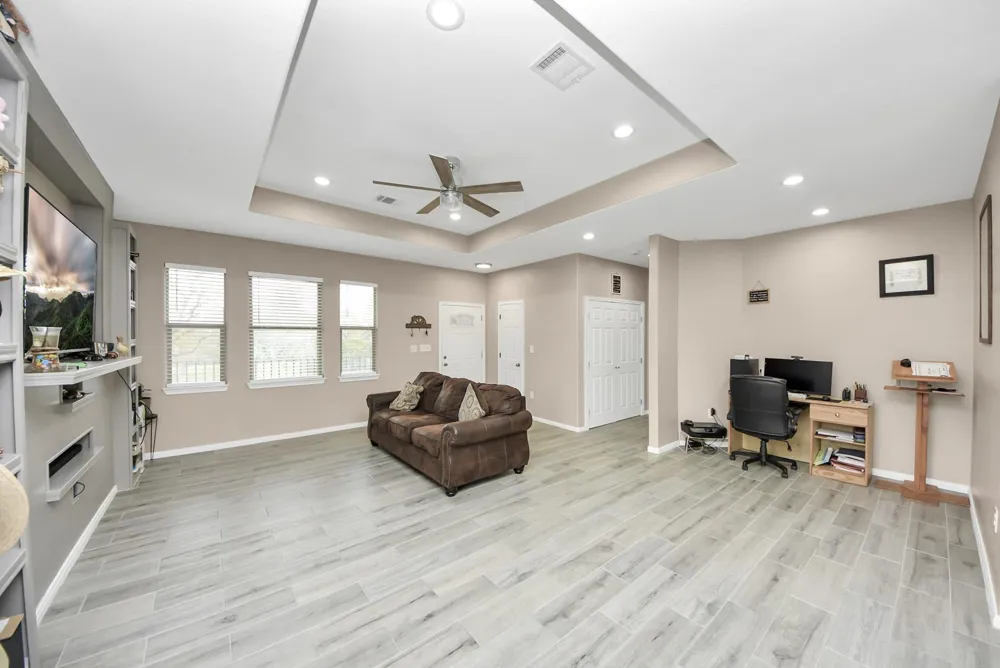 6543 Crestford Lane Pasadena, TX 77505