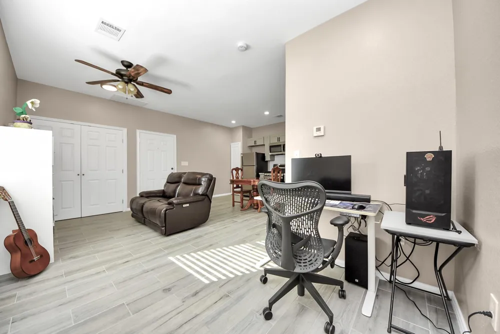 6543 Crestford Lane Pasadena, TX 77505