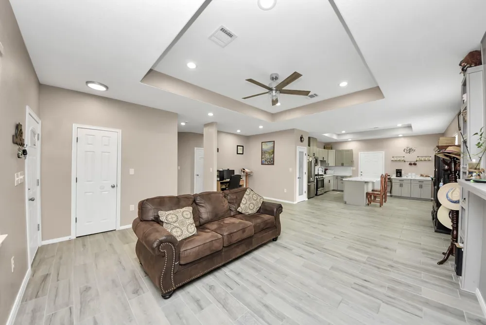 6543 Crestford Lane Pasadena, TX 77505