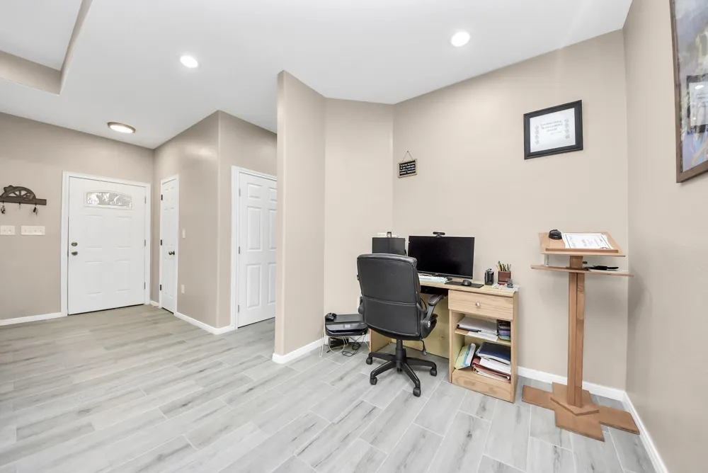 6543 Crestford Lane Pasadena, TX 77505
