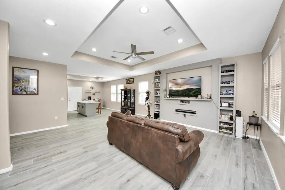 6543 Crestford Lane Pasadena, TX 77505