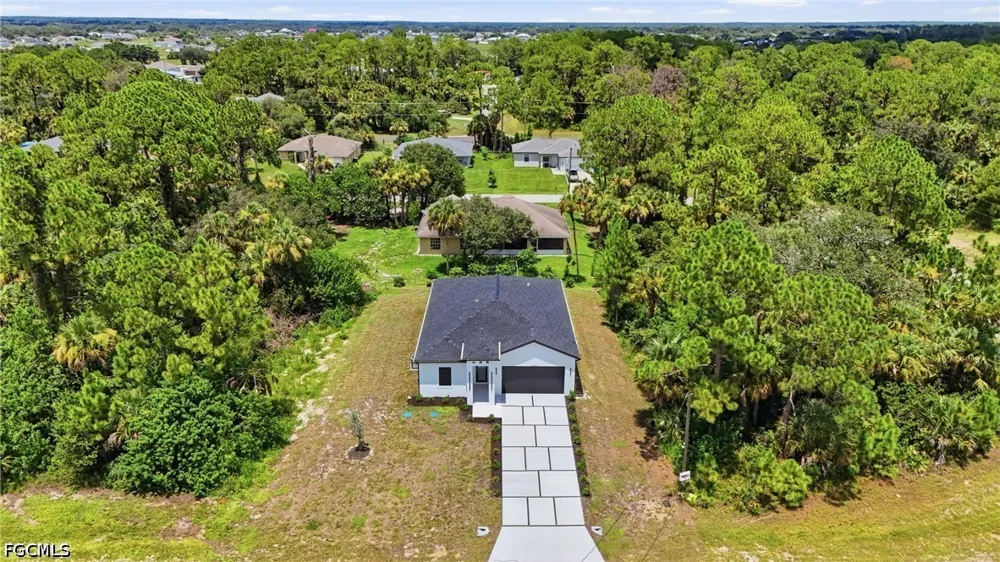Windswept Circle Labelle, FL 33935