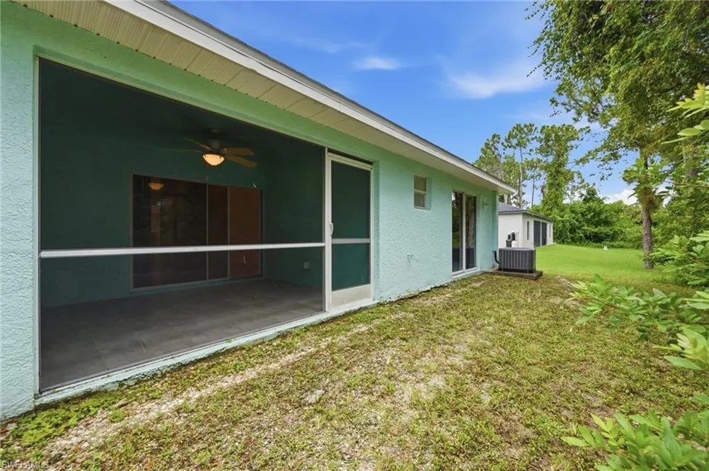 4615 29th Street SW Lehigh Acres, FL 33973