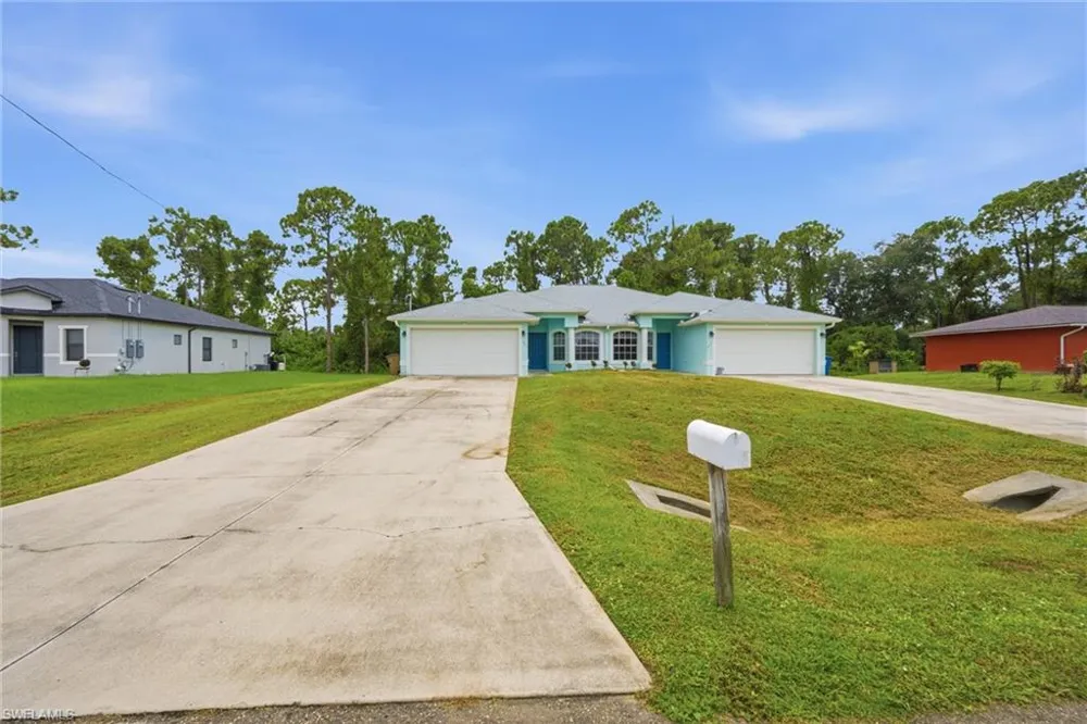 4615 29th Street SW Lehigh Acres, FL 33973