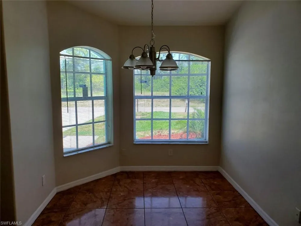 4615 29th Street SW Lehigh Acres, FL 33973