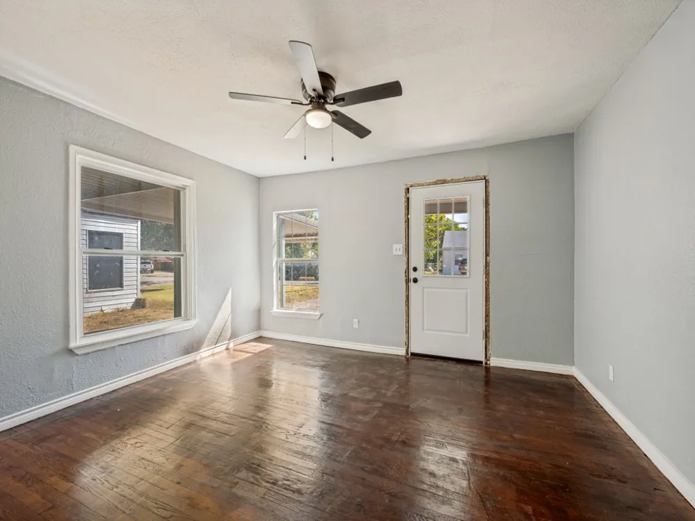 2309 Fincher Road Haltom City, TX 76117