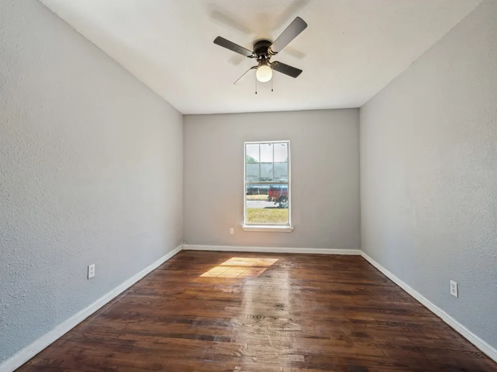 2309 Fincher Road Haltom City, TX 76117
