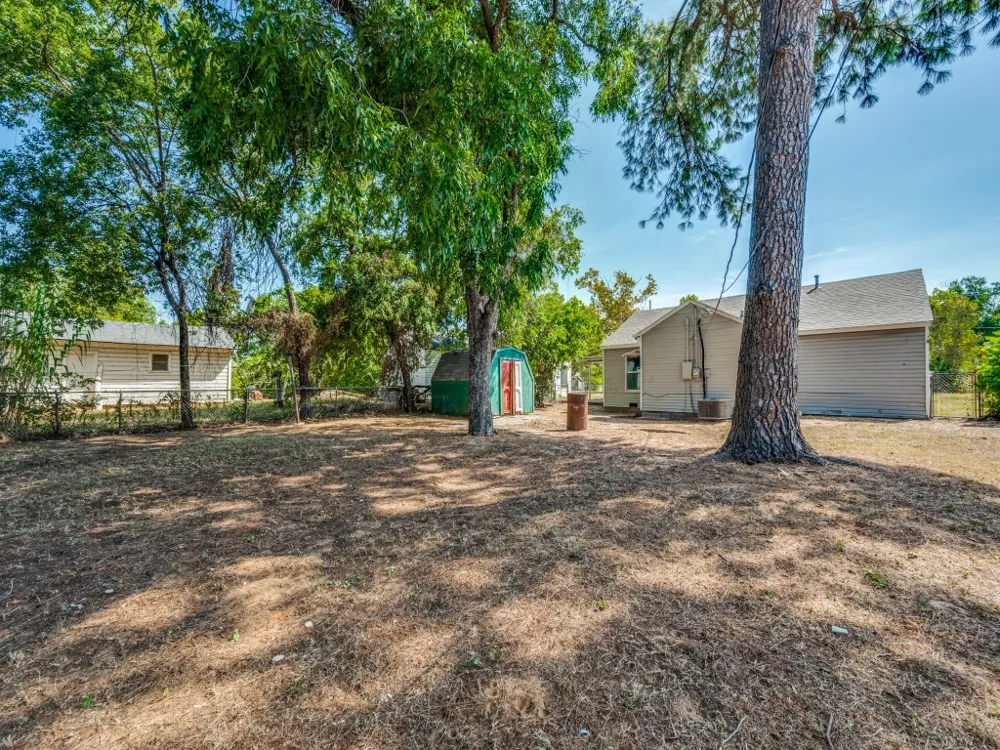 2309 Fincher Road Haltom City, TX 76117