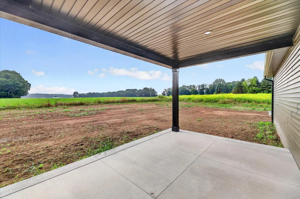 9851 Cedar Creek Road Delton, MI 49046