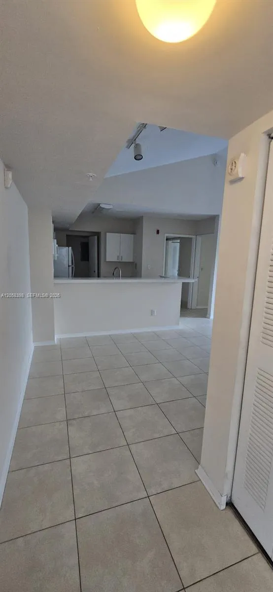 2600 S University Dr #325 Davie, FL 33328