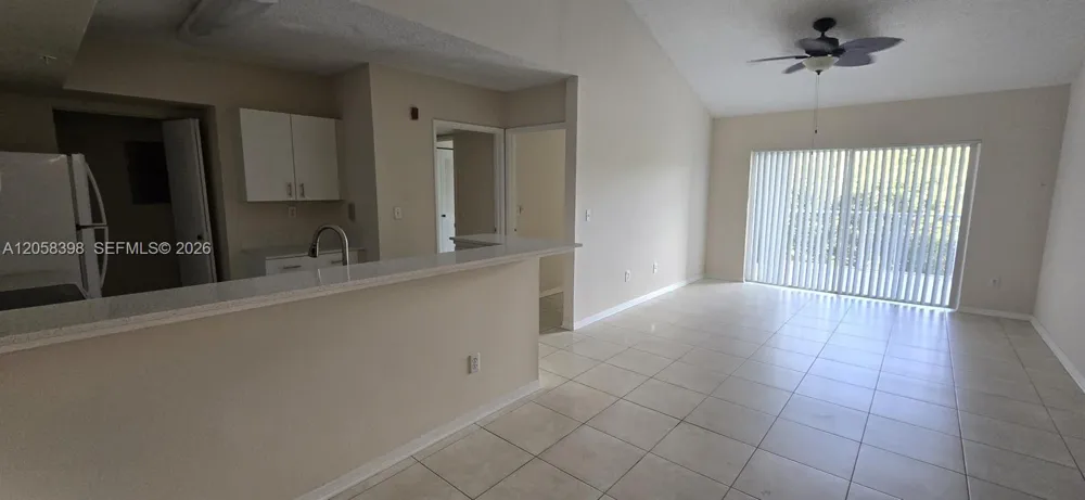 2600 S University Dr #325 Davie, FL 33328