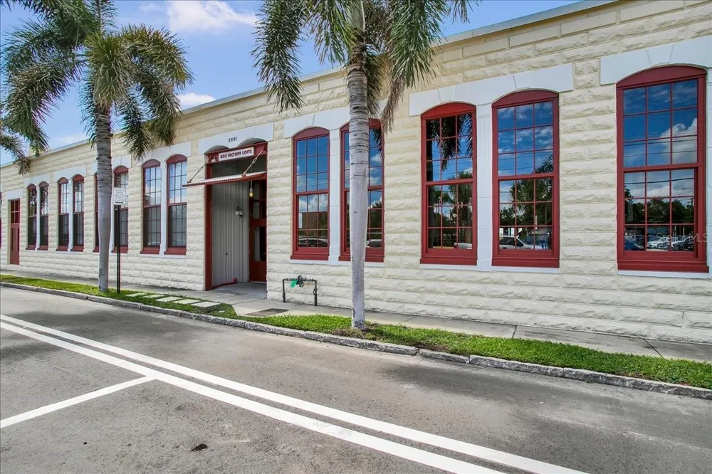 2001 E 2ND AVENUE #24 Tampa, FL 33605