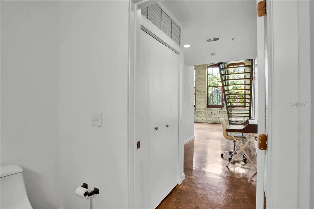2001 E 2ND AVENUE #24 Tampa, FL 33605