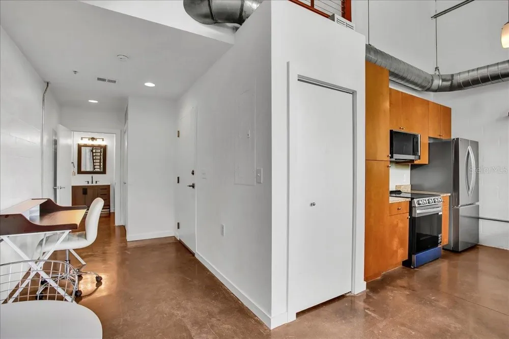 2001 E 2ND AVENUE #24 Tampa, FL 33605