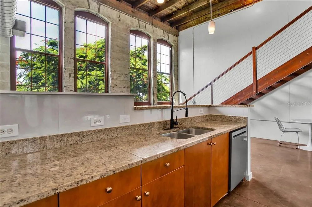 2001 E 2ND AVENUE #24 Tampa, FL 33605