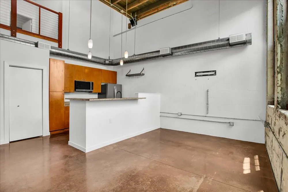 2001 E 2ND AVENUE #24 Tampa, FL 33605