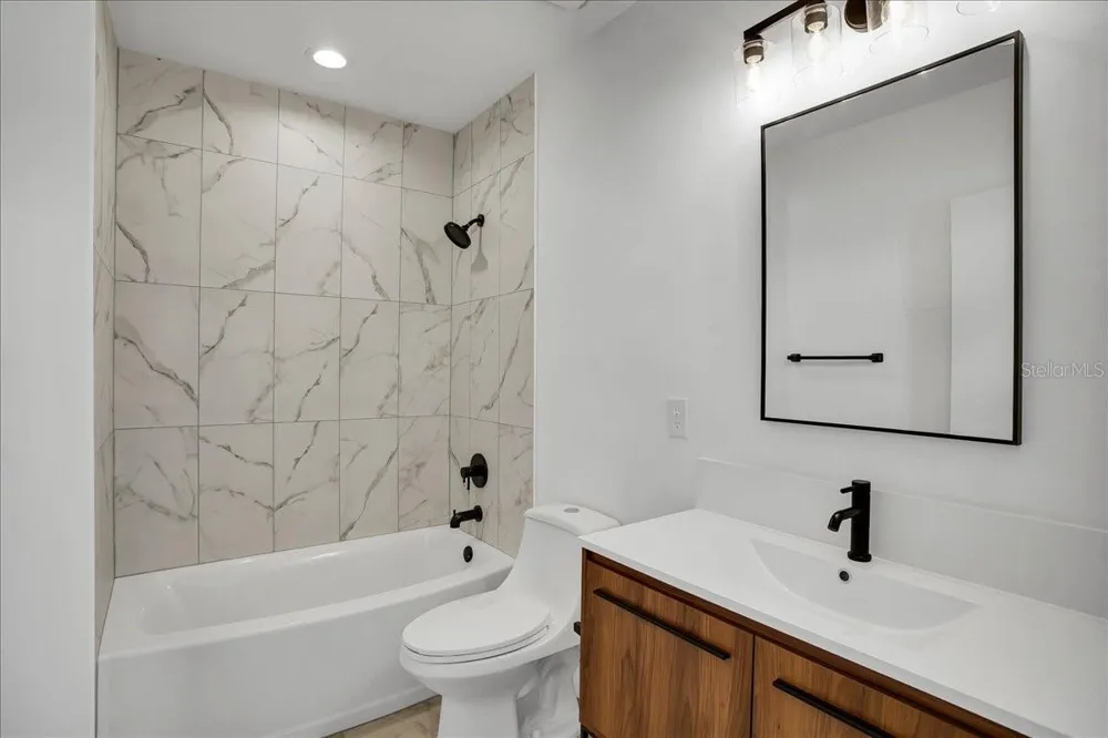 2001 E 2ND AVENUE #24 Tampa, FL 33605