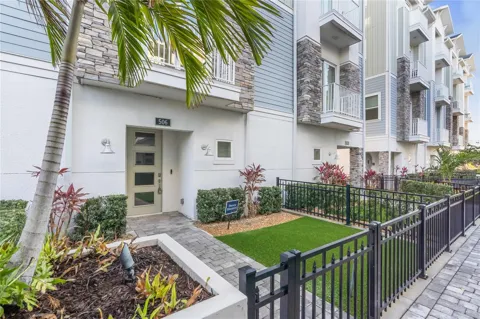 506 LAUREL PARK DRIVE #506